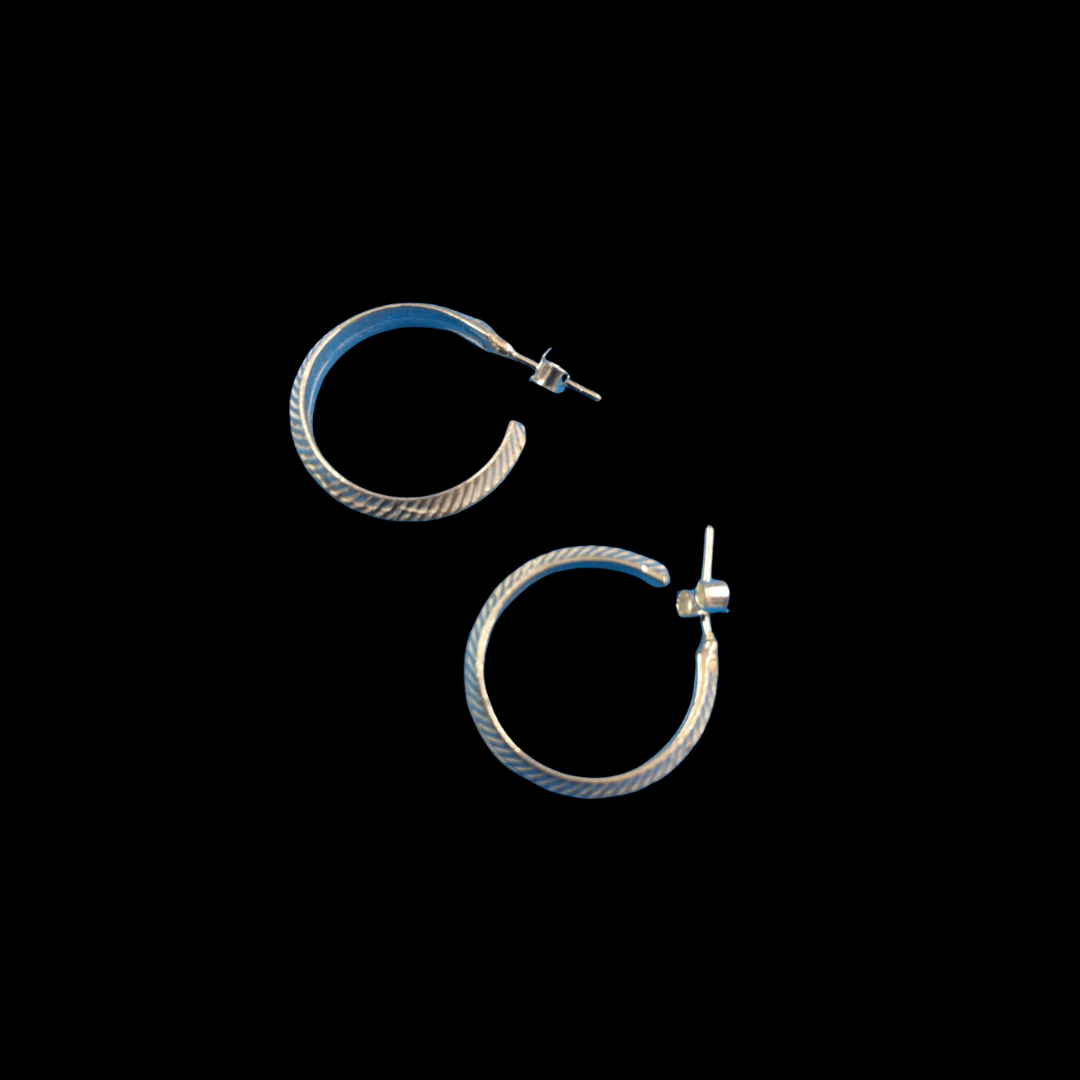 925 Sterling Silver Circle Earrings – Timeless Minimalism